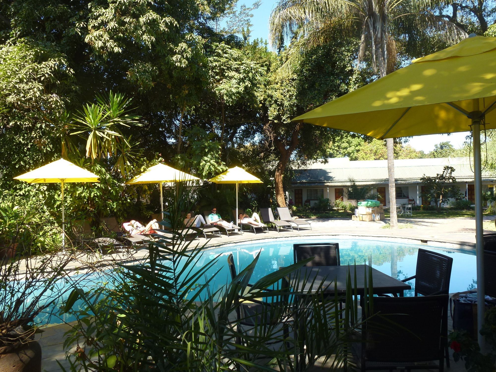 Fawlty Towers Accommodation & Activities Livingstone Exterior foto